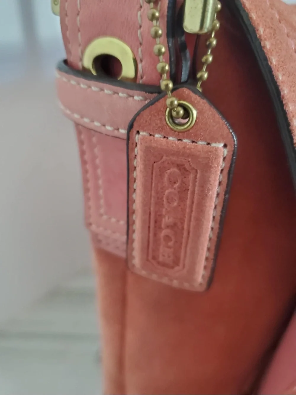 Coach Y2K SoHo Messenger Bag Coral Suede 8A21